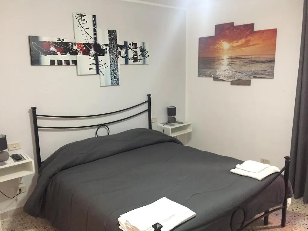 Le Isole Hotel Trapani 0*,  Italia